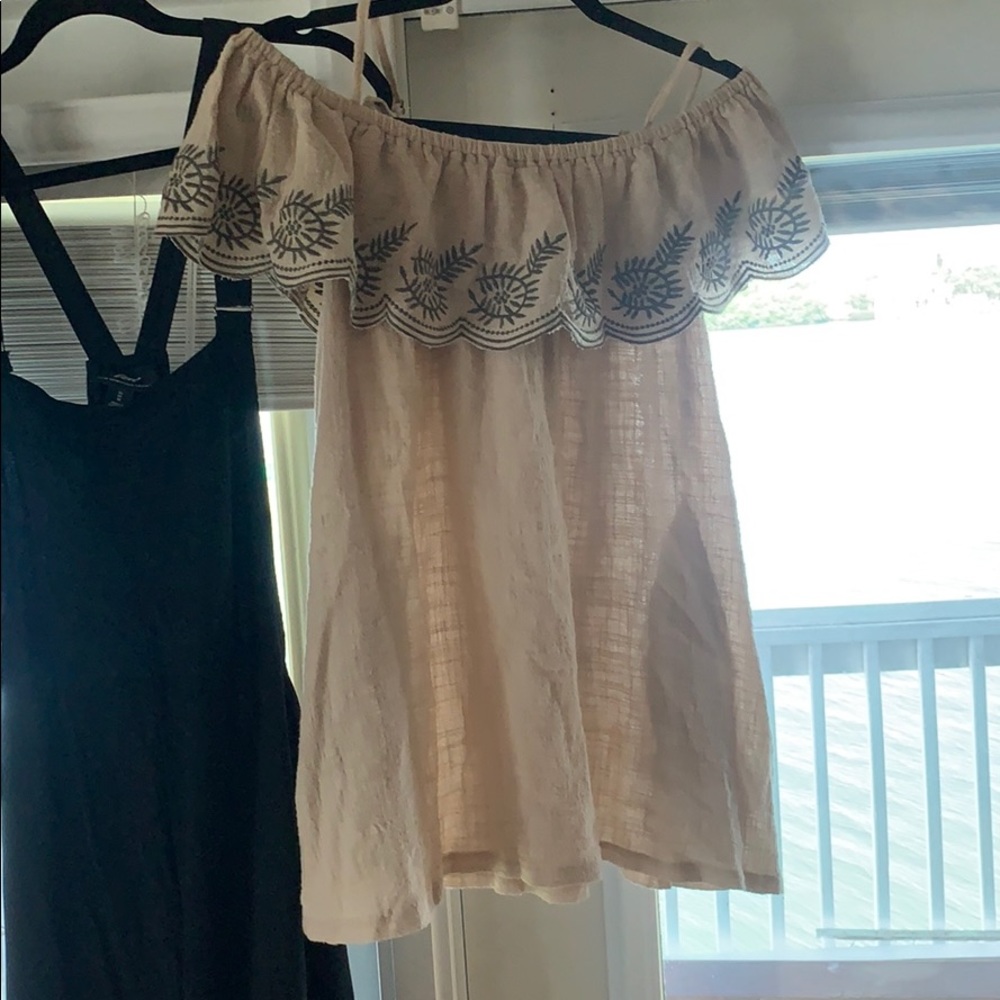 Off the shoulder linen maternity top